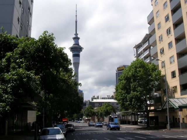Der Fernsehturm ist einfach von ueberall zu sehen