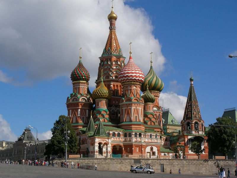 Startpunkt unserer Weltreise: Moskau. Hier die Basilius-Kathedrale am Roten Platz.