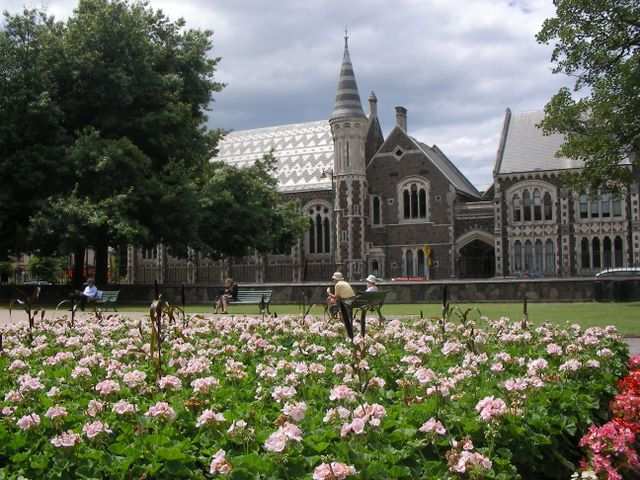 Das Canterbury Museum am Eingang des Botanischen Gartens!