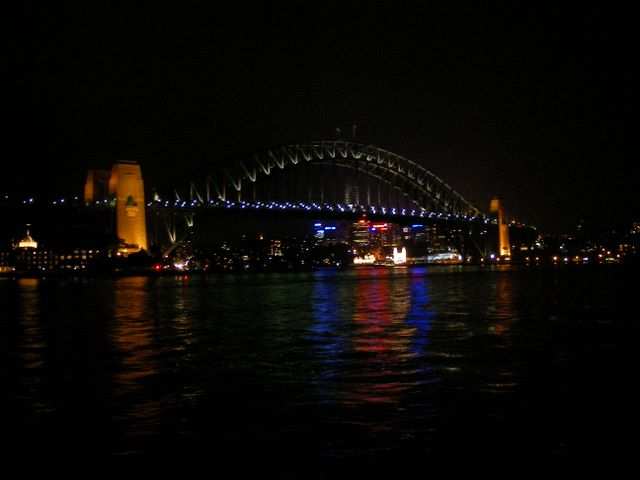 DIE SCHÖNSTEN BILDER -- Harbour Bridge bei Nacht!