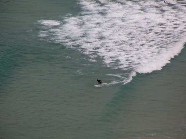 DIE SCHÖNSTEN BILDER -- Ein Surfer in Byron Bay!