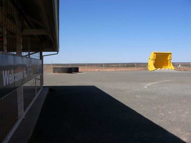 DIE SCHÖNSTEN BILDER -- Super Pit! Ein riesieger Tagebau! Ansonsten ist hier NICHTS!