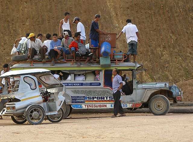 DIE SCHÖNSTEN BILDER -- Palawan - Oeffentlicher Nahverkehr.