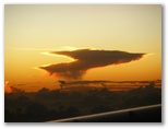 DIE SCHÖNSTEN BILDER -- Morgendaemmerung aus dem Flugzeug!