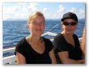 Naechster Tag: Wir sind auf dem Boot. Alles klar Maedels?