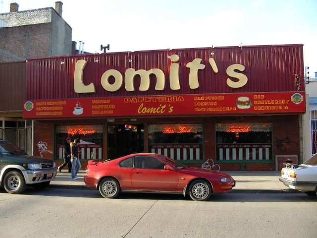 Bei Lomit's gab's leckere Lomitos (Rindfleischsandwiches), was sonst?