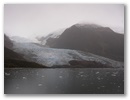 Der naechste Gletscher aus der Ferne.