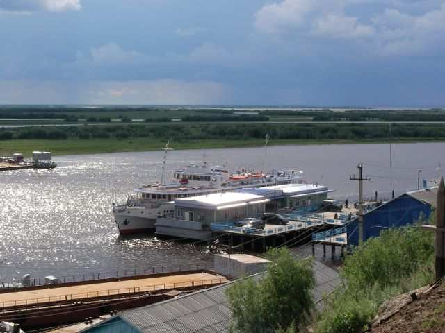 Sibirische Flussfahrt