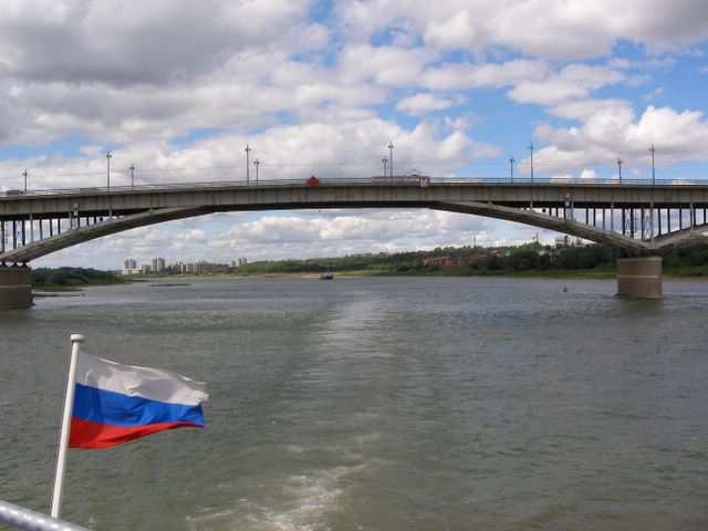 Sibirische Flussfahrt