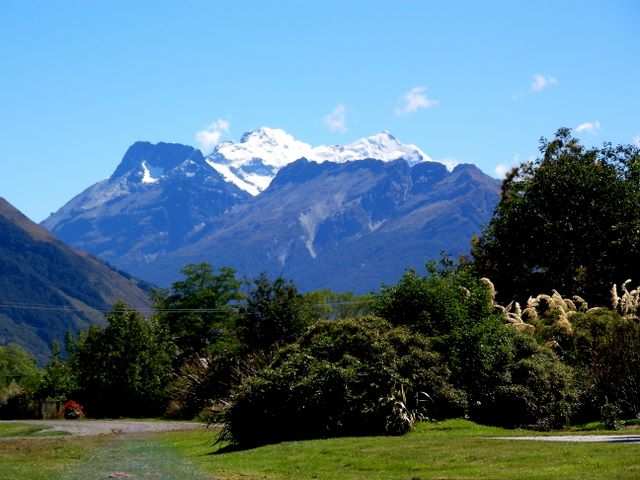 Zunaechst aber erstmal eine kleine Ortsbegehung mit Blick in die wundervolle Landschaft.