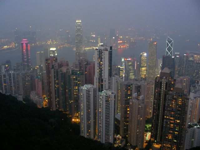 Hong Kong - am besten aber das Stativ mitnehmen ...