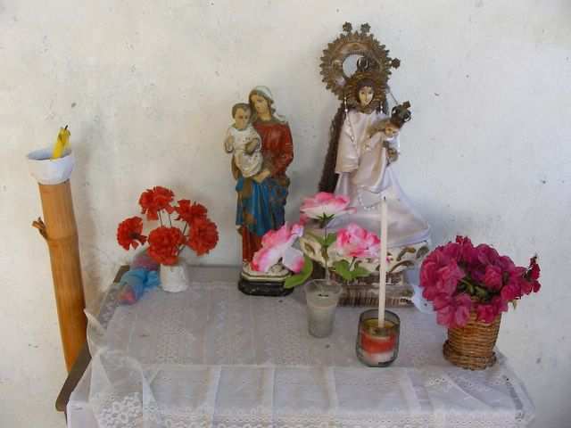 Hier sehen wir den Altar.