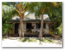 Bungalow Nr. 1. Muttern gefaellt er.