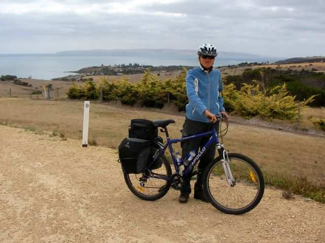 Boeser Blick. Sabine ist von der Fahrradtour-Idee immer noch nicht begeistert.