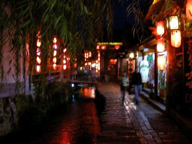 Lijiang - Dann kann man auch in den vielen ...