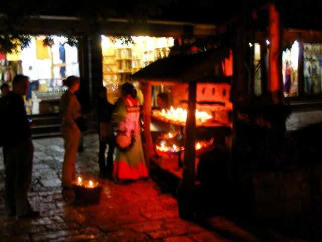 Lijiang - Laeden shoppen gehen!