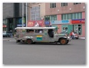 1 Tag Stadtbesichtigung: als erstes fallen die Jeepneys auf.