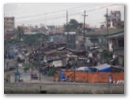 Noch mehr Slums, wie an vielen Stellen in Manila.