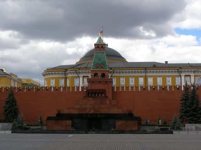 ...das Lenin-Mausoleum...