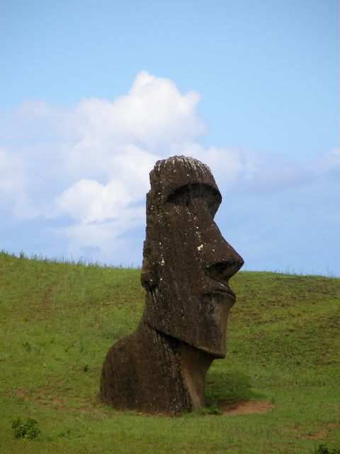 Moai 2