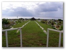Und einem malerisch gelegenen Friedhof.