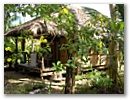 Unser Bungalow im Zentrum des Dorfes.