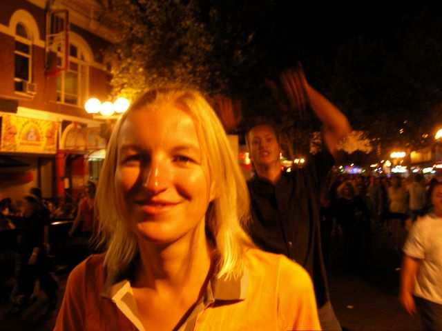 Im Stadtteil Northbridge ist auch sehr viel los! (Erinnert an die Reeperbahn!)