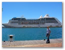 In Papeete angekommen beginnen wir mit einem Rundgang an der Pier.