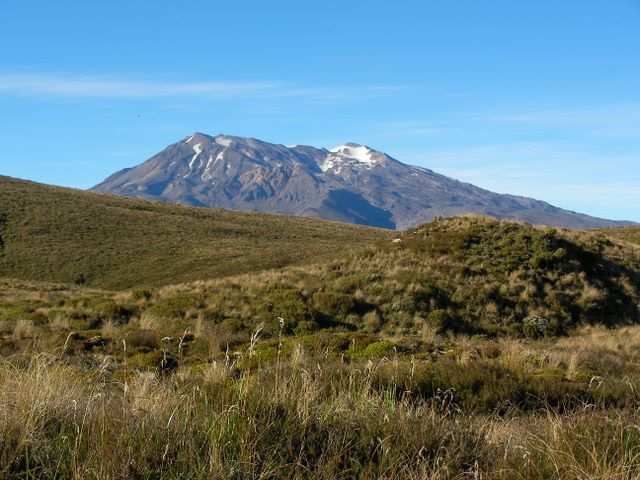 Los gehts an Mt Ruapehu vorbei.