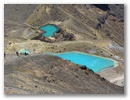 Hinunter zu den Emerald Lakes.